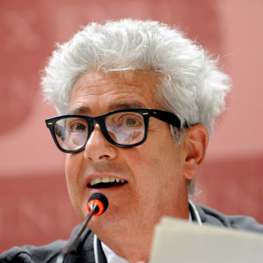 Laymert Garcia dos Santos